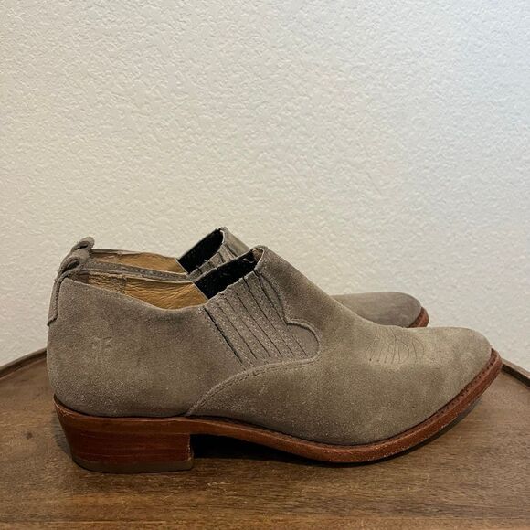 FRYE Gray Suede Slip-On Billy Shootie Ankle Bootie Short Boots Women's Size 9 - Picture 3 of 7